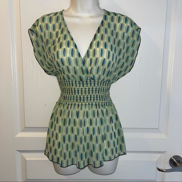 Bisou Bisou Elastic Waist Top Size S - Picture 2 of 5